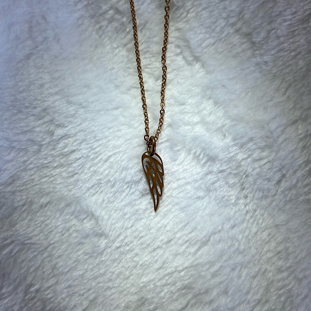 Rose gold angel wing necklace